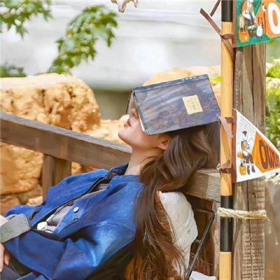 有点意思的院子里院季
